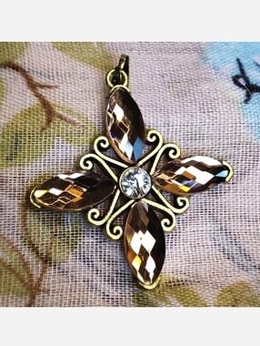 Brown Topaz Amber Caramel Faceted Brass Color Star Shaped Pendant EUC